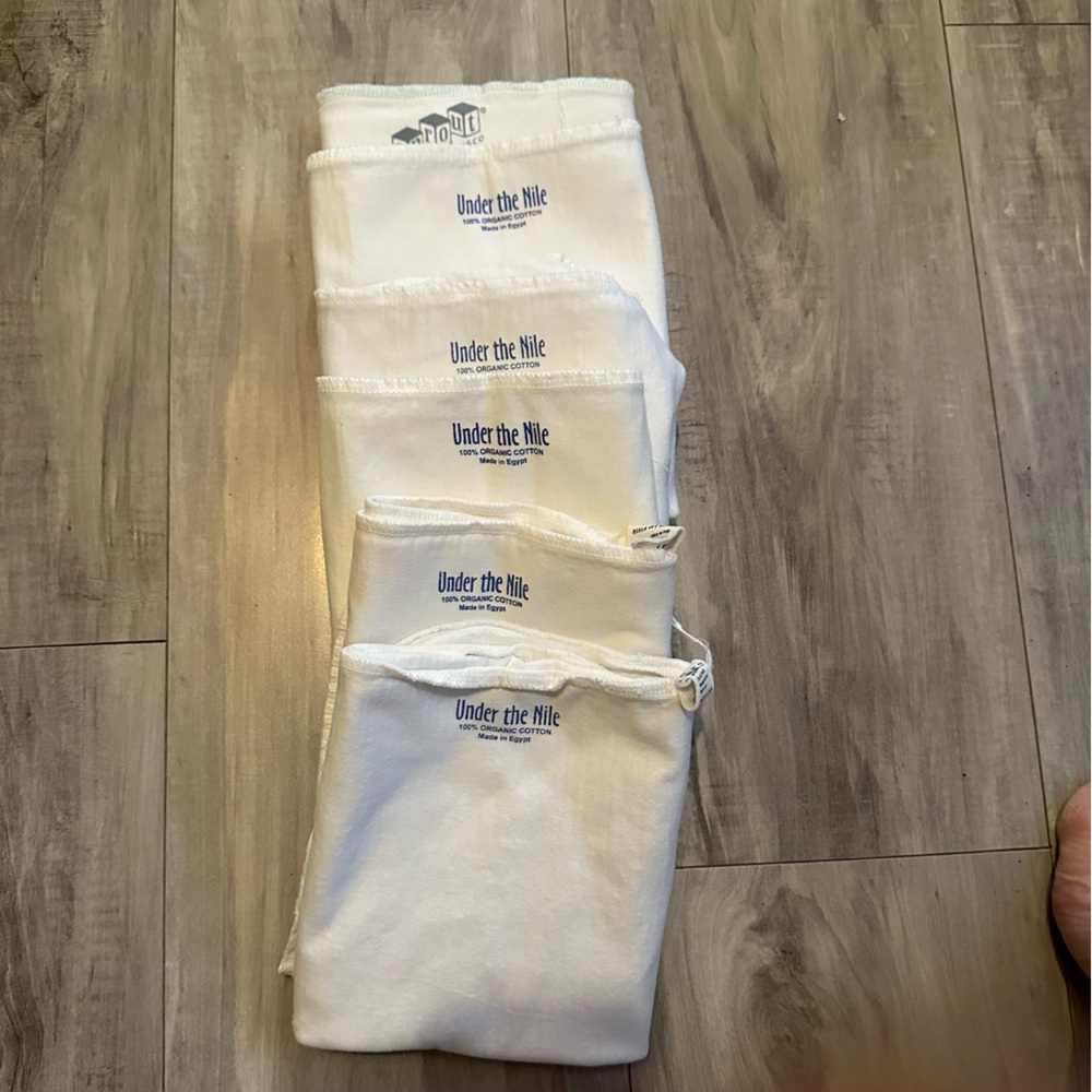Under the Nile baby burp pads - Picture 2 of 2